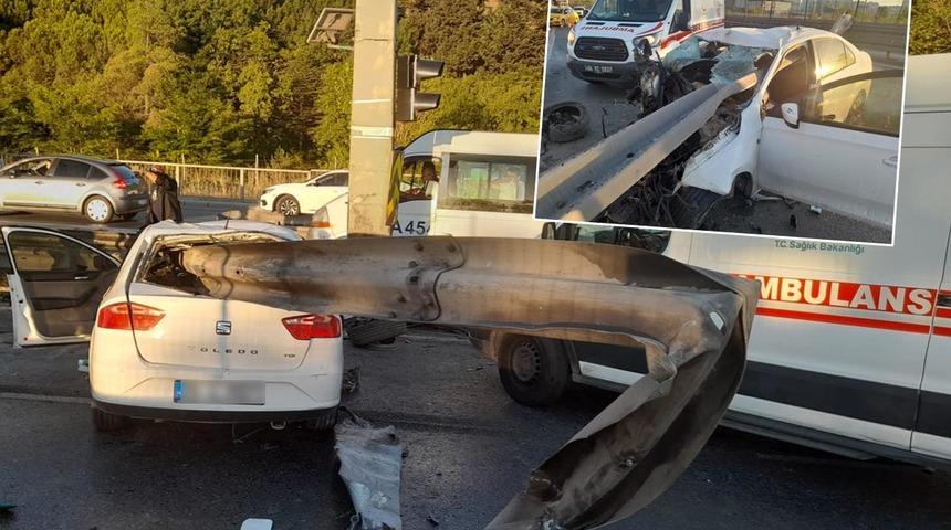 Ön camından girip arka camından çıktı! D-100'de korkunç kaza: Bariyere ok gibi saplandı... 1 ölü