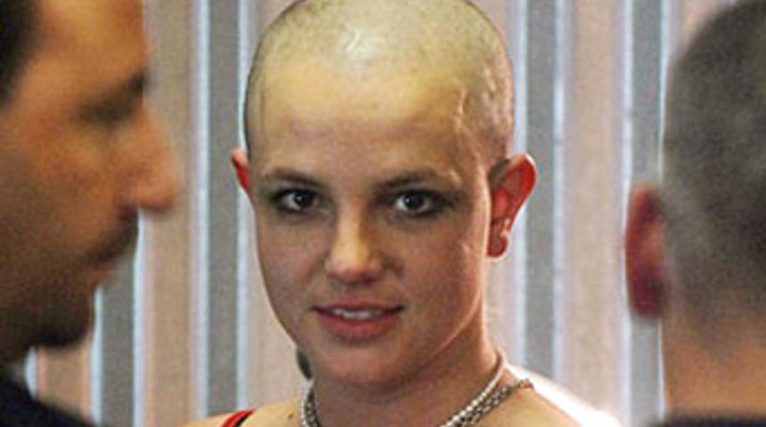 Britney intihara kalkıştı