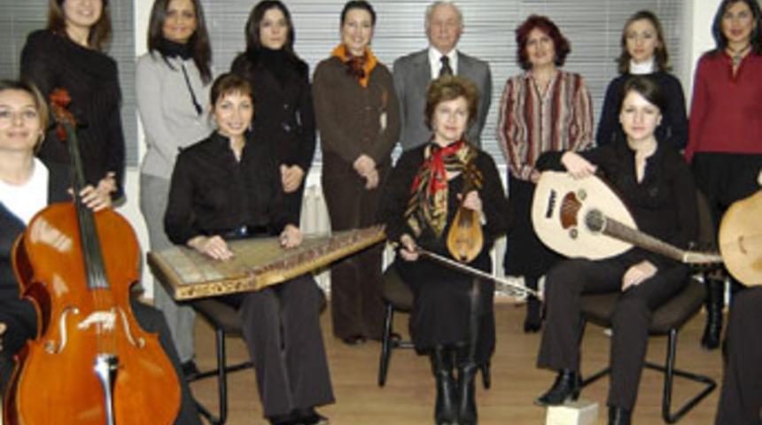 Kadınca besteler, kadınca bir konser