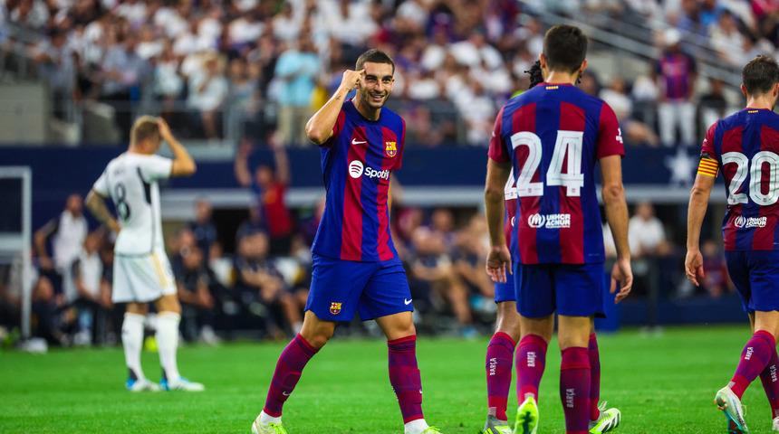 El Clasico'da Barcelona, Real Madrid'i çok farklı geçti!