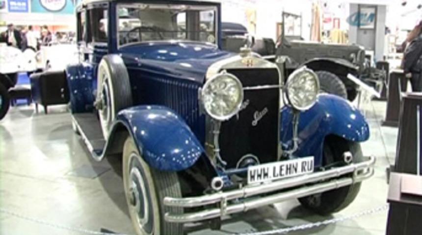 D&uuml;nyanın en antik arabaları