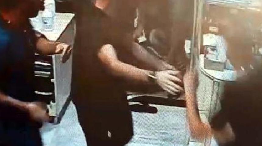 Gaziantep'te doktora darp! 3 kişi g&ouml;zaltına alındı