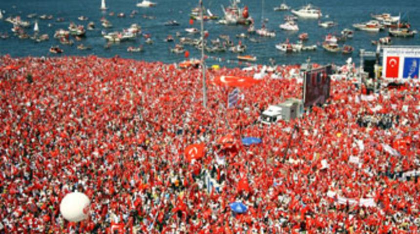 Mitingde hayal kırıklığı