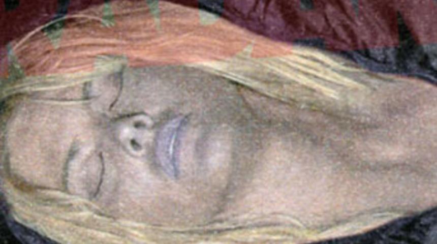 &Ouml;len playboy g&uuml;zeli Smith yarın g&ouml;m&uuml;lecek