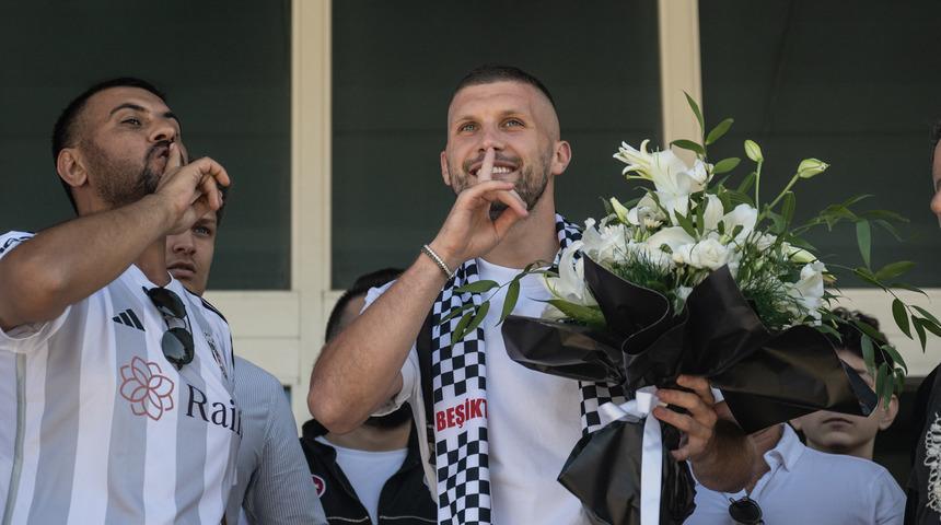 Son dakika: Beşiktaş, Ante Rebic'in maliyetini açıkladı! İşte kazanacağı maaş...