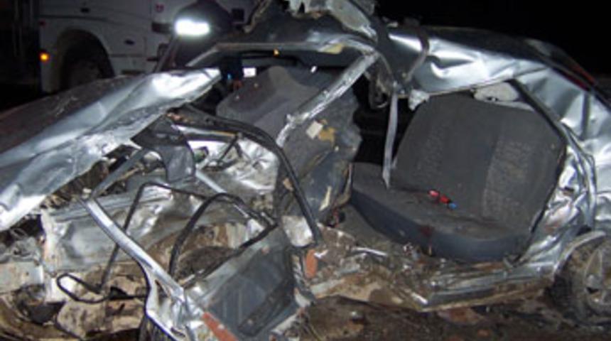 Aynı aileden 3 kişi kazada yok oldu