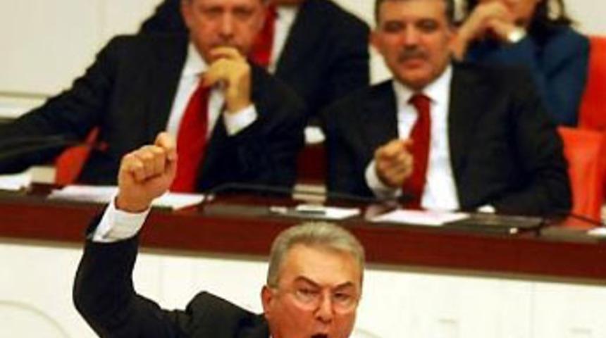 Baykal'dan Erdoğan'a "ağzını yıka, dişini fırçala"