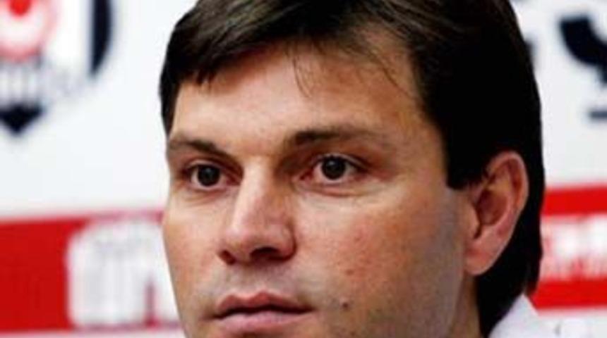 "T&uuml;m camiadan &ouml;z&uuml;r diliyoruz"