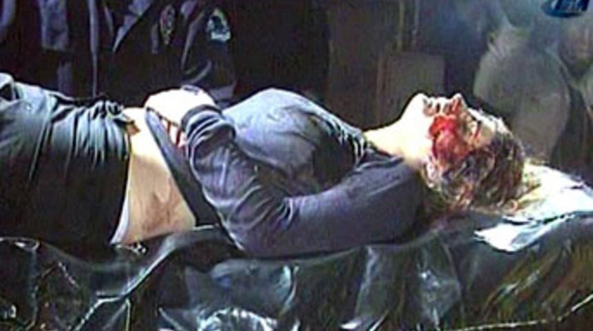 Alman turist kaldığı otelin 4. katından aşağı d&uuml;şt&uuml;