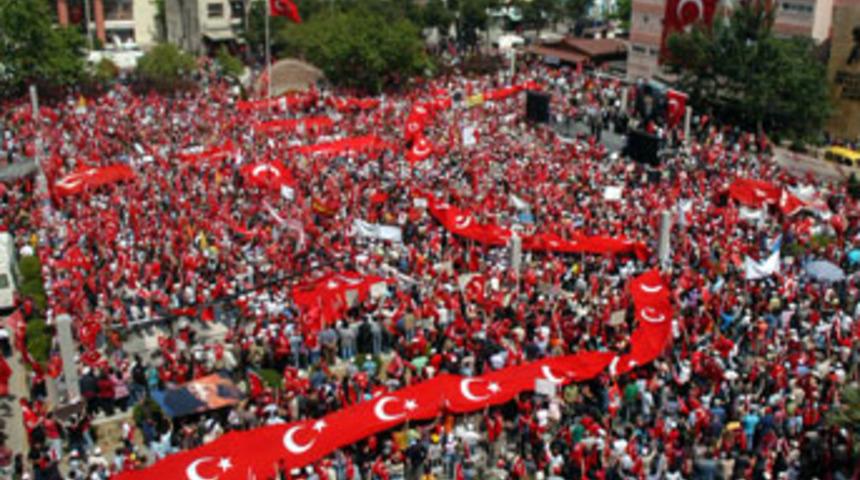 &Ccedil;anakkale'de 'Cumhuriyet" mitingi