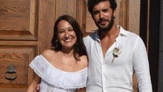 Barış Arduç yıllar sonra eşi Gupse Özay ile pozunu paylaştı! Sosyal medya yıkıldı