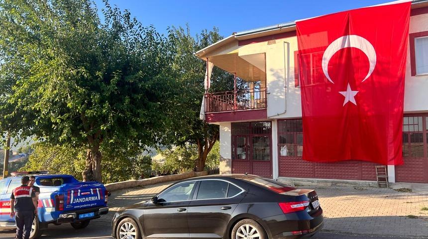 Şehit Astsubay Kıdemli Çavuş Mustafa Tatlı'nın ailesine şehadet haberi verildi