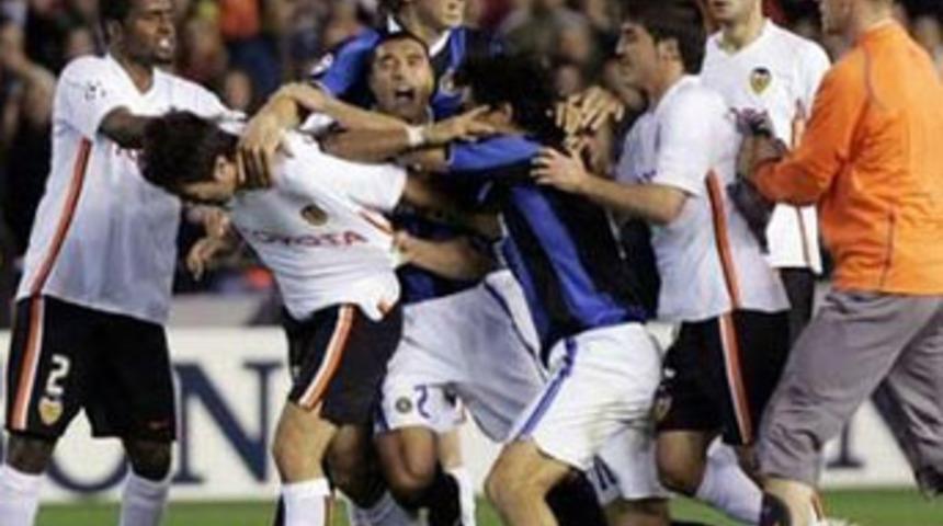 Ma&ccedil;ta g&ouml;r&uuml;lmemiş kavga