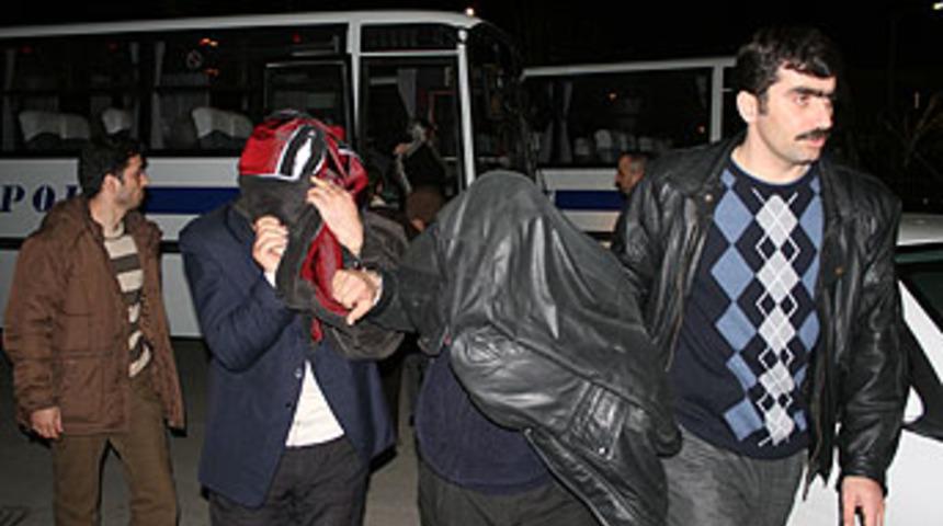 Damga operasyonu zanlıları adliye'de