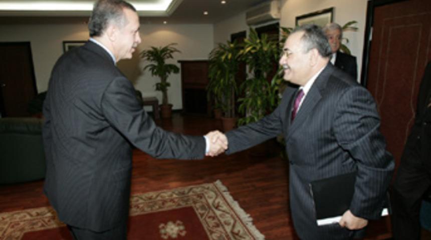 Hak-İş'ten Başbakan Erdoğan'a 'K&ouml;şk' desteği