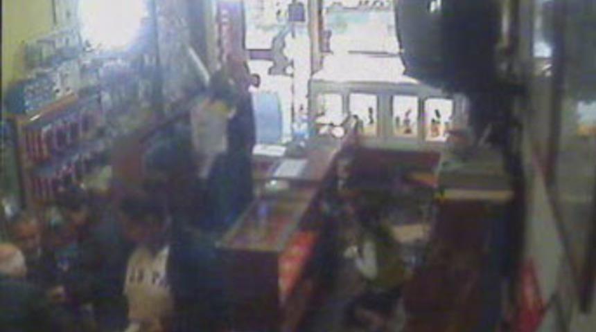 Kontur hırsızları kameralara yakalandı