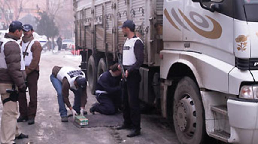 Diyarbakır'da 101 kilo eroin ele ge&ccedil;irildi
