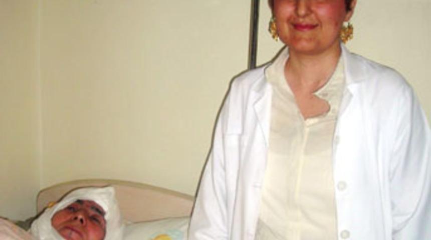 Diyarbakır'da g&ouml;ğ&uuml;sten kulak yapıldı