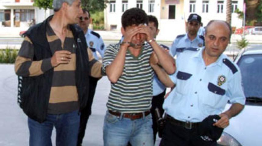 Aşkına karşılık alamayınca &ouml;ld&uuml;rd&uuml;