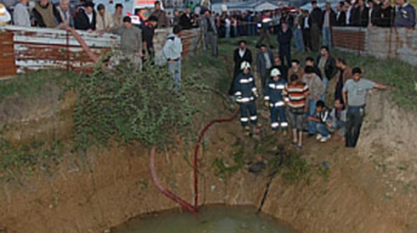 Su kuyusuna d&uuml;şen &ccedil;o&ccedil;uk boğularak can verdi