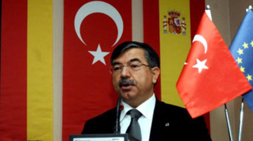 Yeni bakanlar belli oldu
