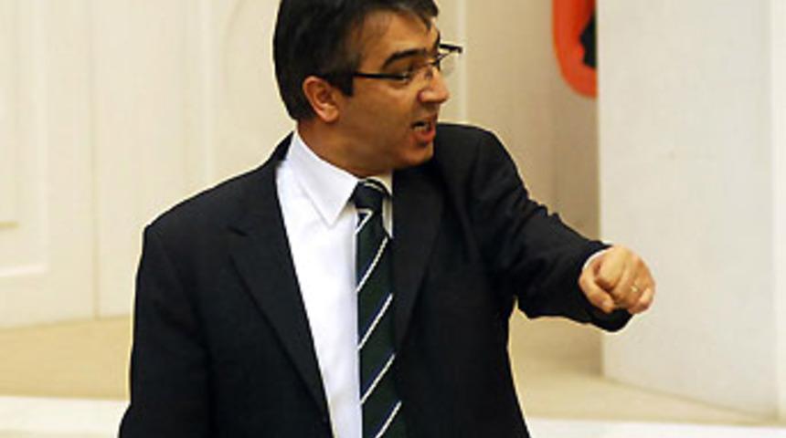 "Haberi olup da haberdar etmeyen şerefsizdir"