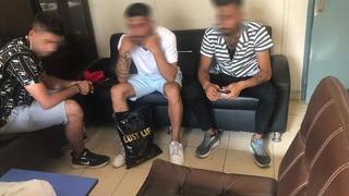 Askere gideceğim, kimsem yok diyerek para topladılar! Üzerlerinden bakın ne kadar çıktı