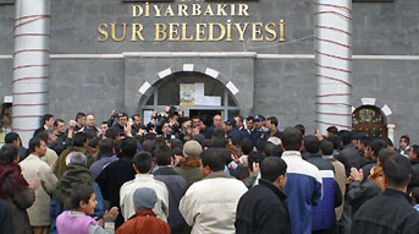 Sur Belediyesi'ne jet m&uuml;fettiş