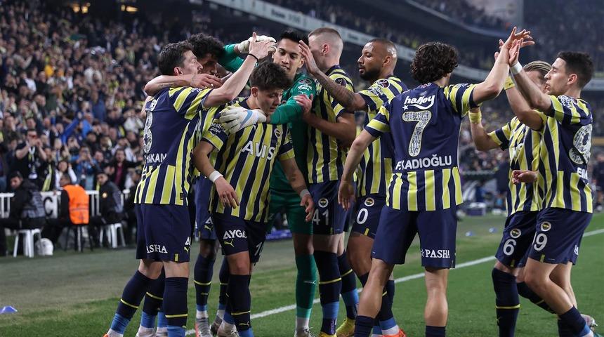 Fenerbahçe'de Szalai sonrası bir ayrılık daha! Joao Pedro'nun yeni takımı belli oldu...