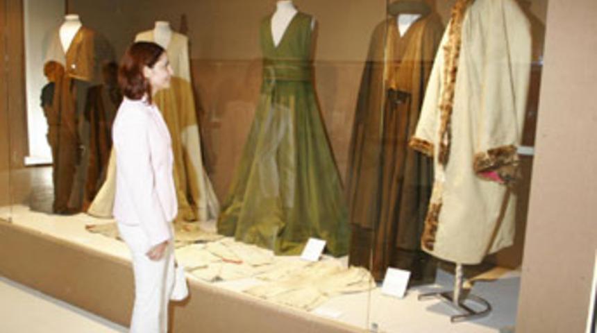 Mevlana ile ilgili t&uuml;m eserler Konya'da toplanıyor