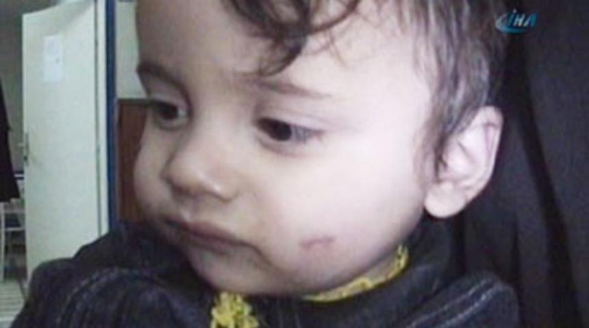 10 aylık bebek, darp edilip sokağa terk edildi