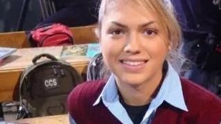 Hayat Bilgisi'nin Barbie Gamze'si kısa sarı saçlarıyla dikkat çekti! Romantikliği özlüyorum