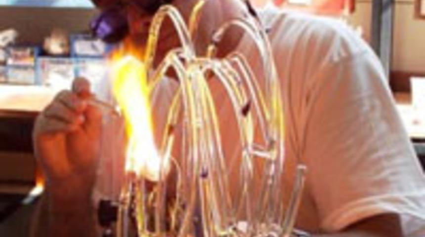 Cam, Sema g&ouml;sterisiyle yeniden can bulacak