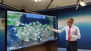 Bakan Özhaseki'den sıcaklık uyarısı! Saat verip uyardı: Dışarı çıkmayın