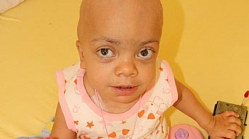 Ayşe bebek hayata yeniden 'Merhaba' dedi