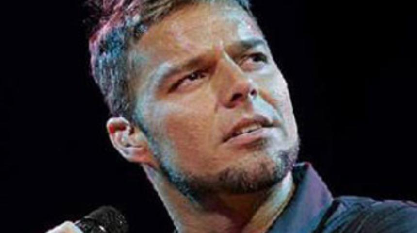 Ricky Martin'den &ccedil;ocuk tacirlerine savaş!