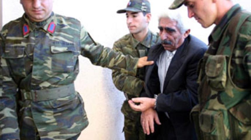 Tecav&uuml;zc&uuml; kardeşlere 54 yıl hapis