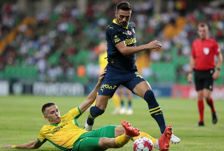 Zimbru'yu 4-0 mağlup edene Fenerbahçe için spor yazarları öyle şeyler dedi ki... "Bu Fener bambaşka" G2