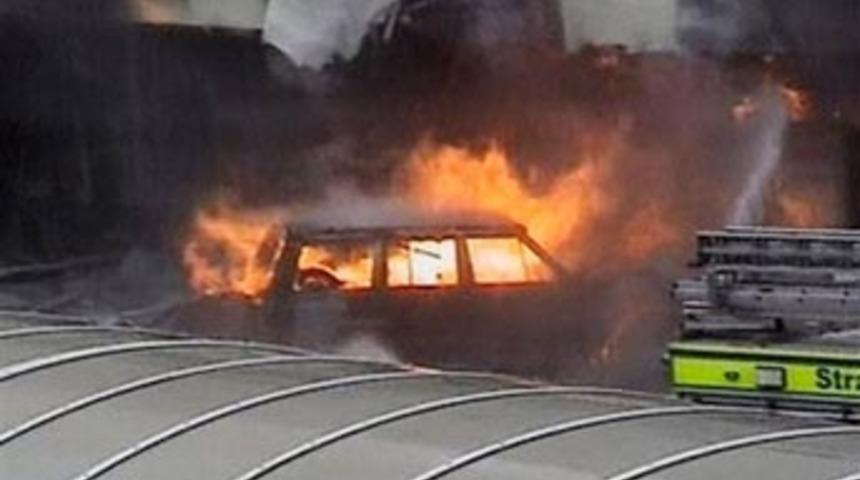 Glasgow'da her ev aranıyor