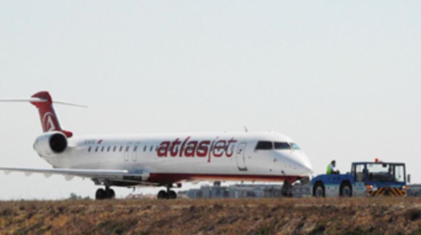 T&uuml;rkiye'de 18 u&ccedil;ak ka&ccedil;ırma eylemi yaşandı