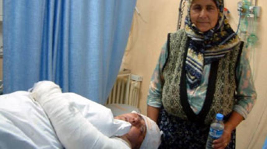 Ehliyetsiz &ccedil;ocuğun kullandığı kamyonet devrildi