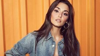 Hande Erçel tekne pozlarını paylaştı! O detay dikkatlerden kaçmadı