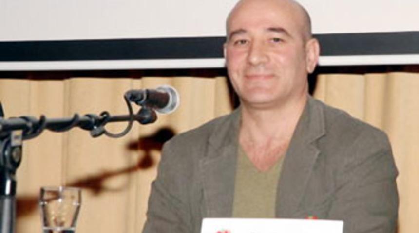 Hollanda'da senat&ouml;r Yıldırım partisinden ihra&ccedil; edildi