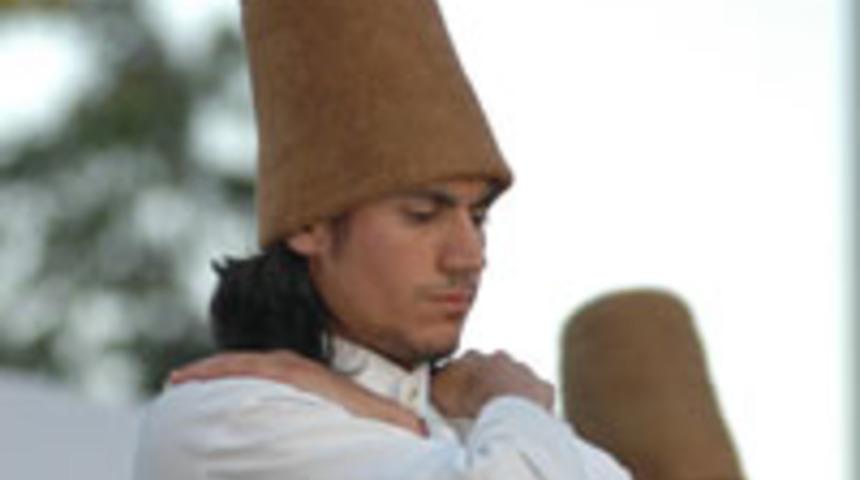 İstanbullular Mevlevilerle Birlikte Sem&acirc;'ya Uzandı