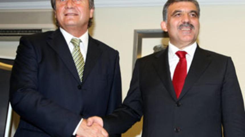 G&uuml;l: "Demokrasinin işlediği g&ouml;sterilmeli"