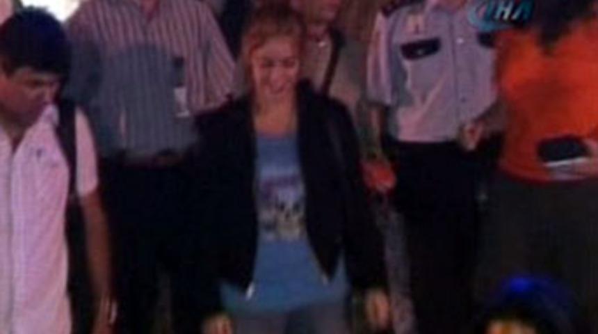 Shakira bu akşam Kuru&ccedil;eşme'de