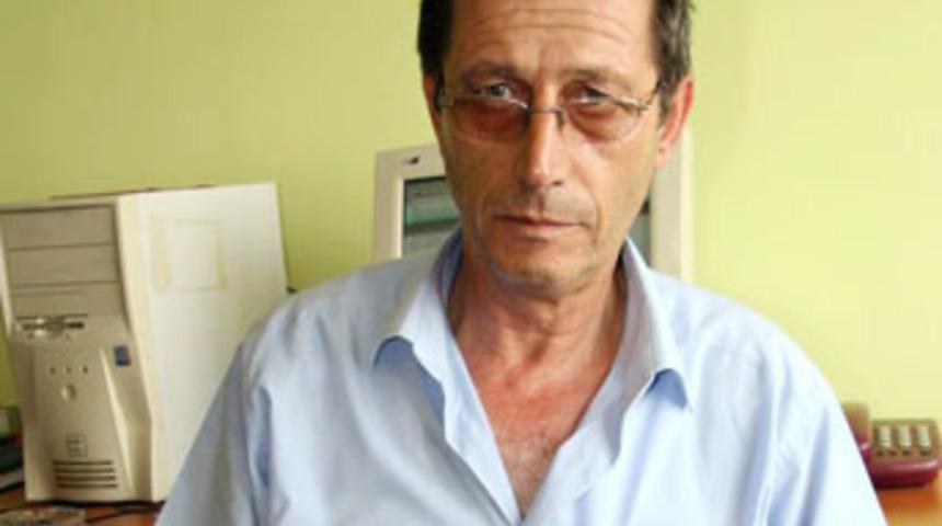 Antalyalı şe&ccedil;mene Mardin'de oy kullanma s&uuml;prizi