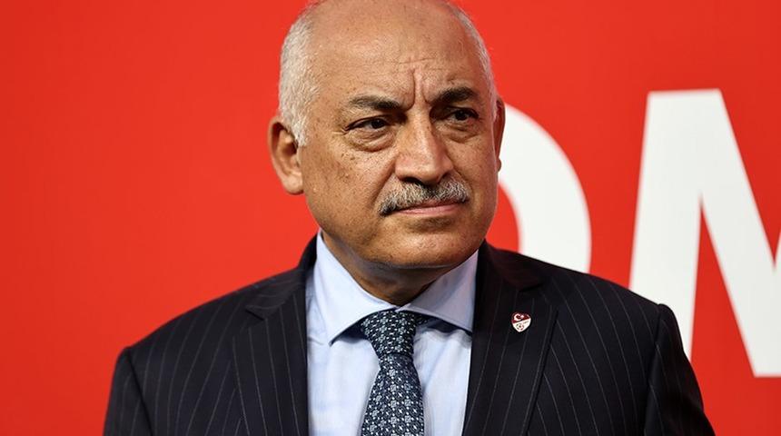 İstanbulspor 'dağ fare doğurdu' diyerek paylaştı! TFF Başkanı Mehmet Büyükekşi'yi istifaya davet etti!