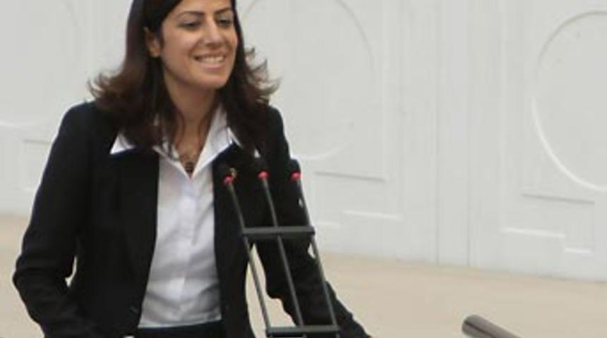 Tuğluk ve Akat dokunulmazlık kapsamına alınmadı