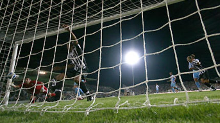 Kartal u&ccedil;uşa hazır